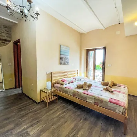 Serrani-2 By Interhome Cologna (Teramo)